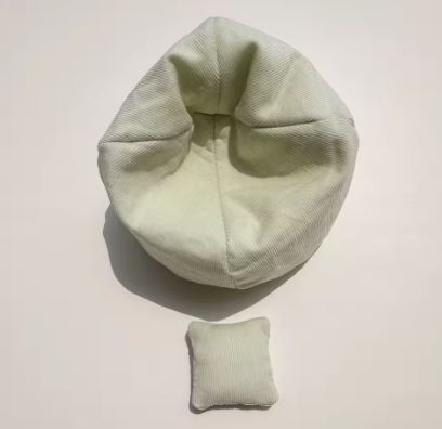 Labubu mini sofa